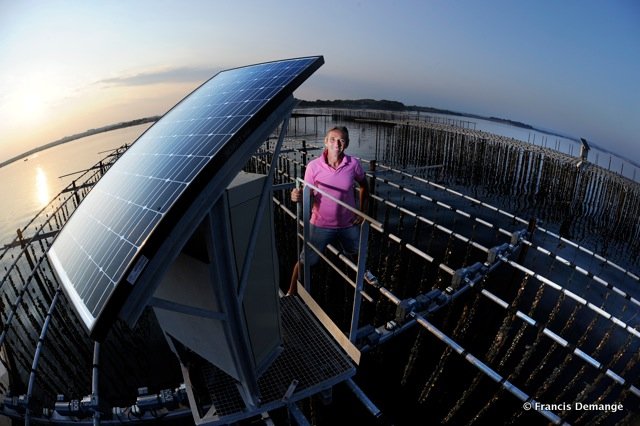 DES HUITRES SOLAIRES Recréer la marée en Méditerranée