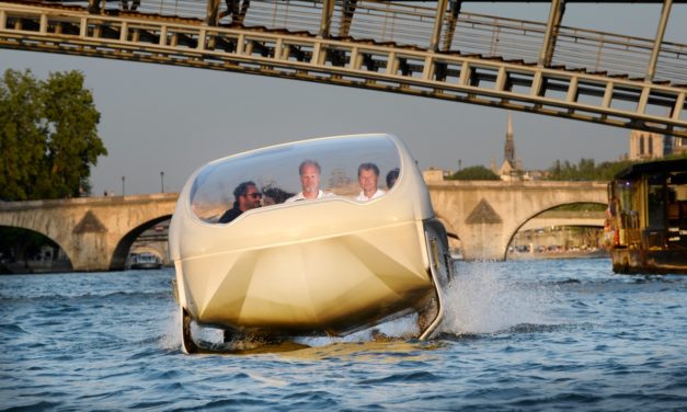 Le Sea Bubble entre en Seine